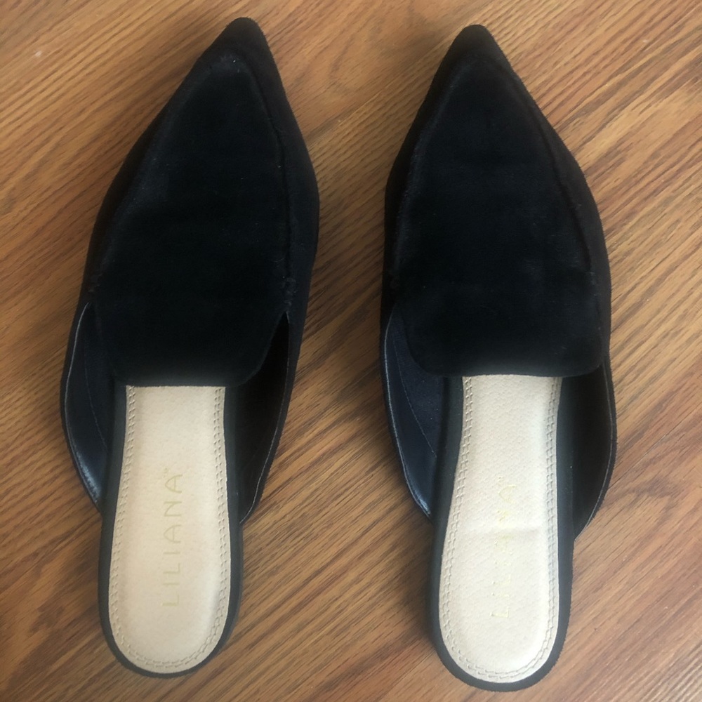 Forever 21 Black Velvet Mule Slip Ons